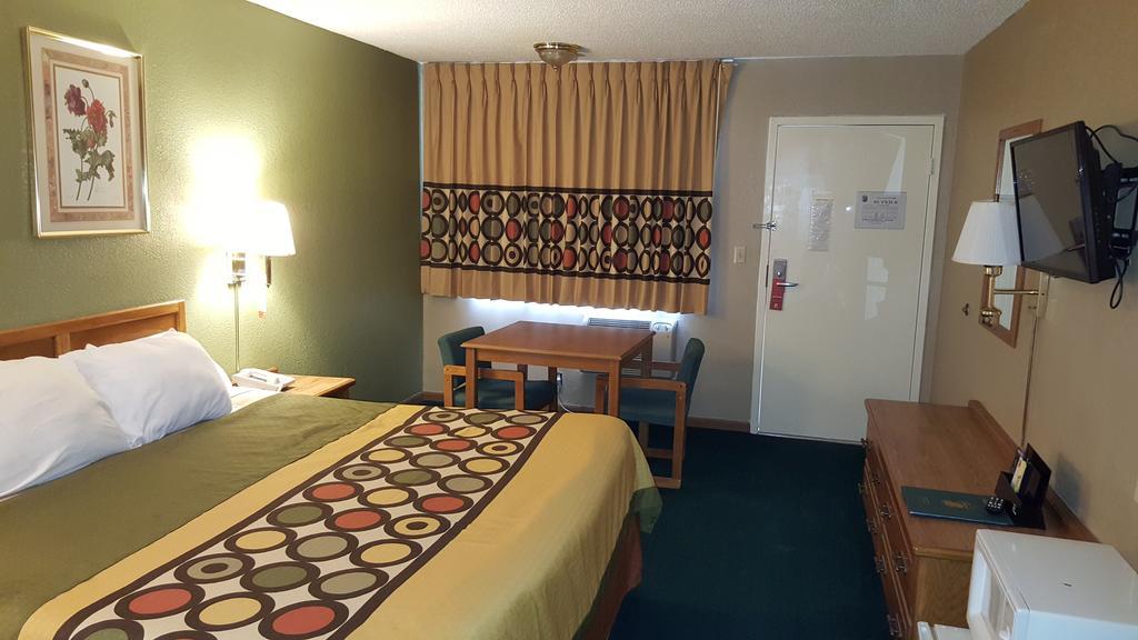 Budgetel Inn & Suites Butler Dış mekan fotoğraf