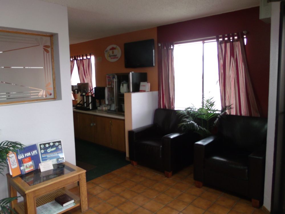 Budgetel Inn & Suites Butler Dış mekan fotoğraf